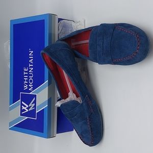 Ladies White Mountain Blue suede leather loafers
